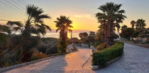 Gallery image of Elena Bungalows in Chrani