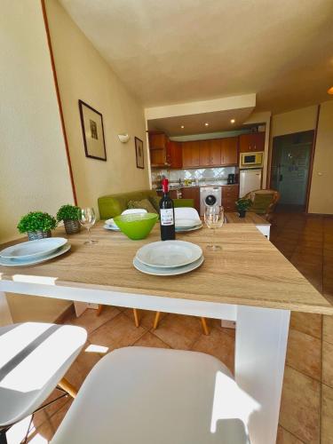 Beachfront Holiday Apartment in Benalbeach