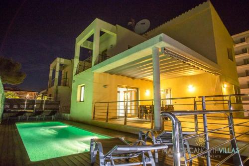 Villa Mediterranea a 35m de la playa