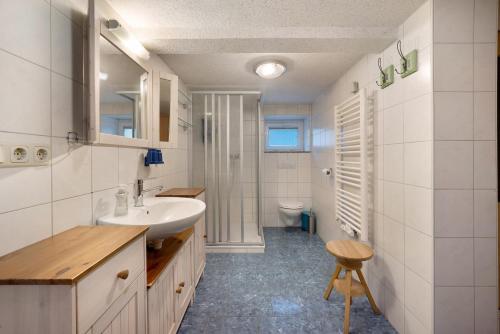 Ένα μπάνιο στο Grünes Ferienhaus