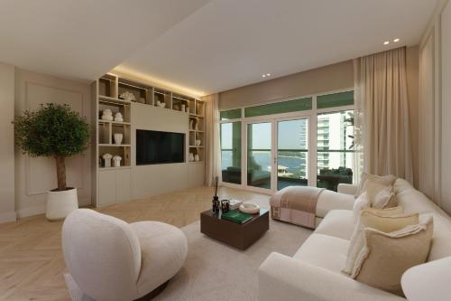 Daniels 1BR at Shoreline with Sea View