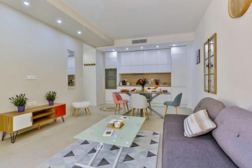 MY CASA - FRANCE 82 TP -1 min from the Sea - Terrace - Parking