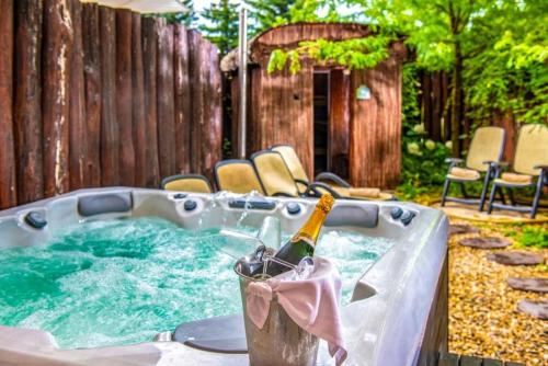 Фотография из галереи Mesés Shiraz Hotel Superior-Adults only в Эгерсалоке