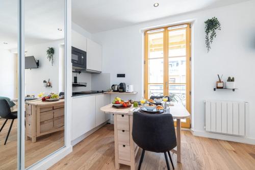 MY CASA - BUFFA 3-53 - Superb Studio Suite City Center