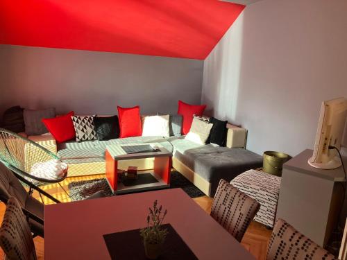 Ein Sitzbereich in der Unterkunft Tanasic