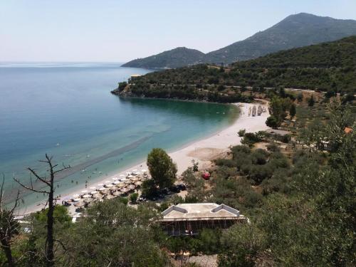 Φυσικό τοπίο κοντά σε αυτή η παραθεριστική κατοικία
