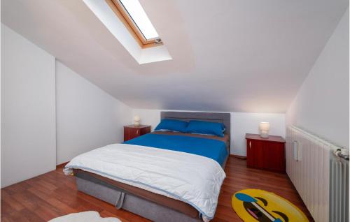 1 Bedroom Beautiful Apartment In Pula