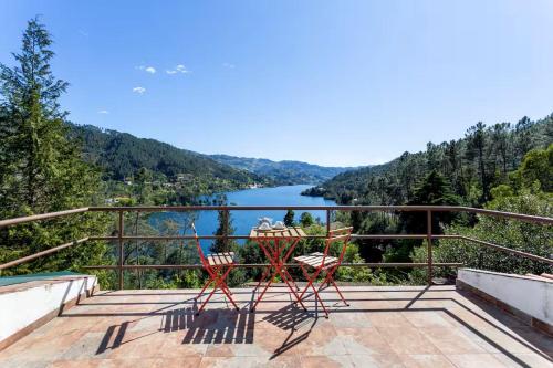 Fotografie z fotogalerie ubytování Gerês Mountain Lake Views by Gerês Casas v destinaci Geres