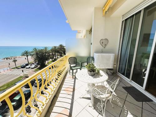 Photo de la galerie de l'établissement Appartement 2 pièces avec terrasse et vue mer, à Nice