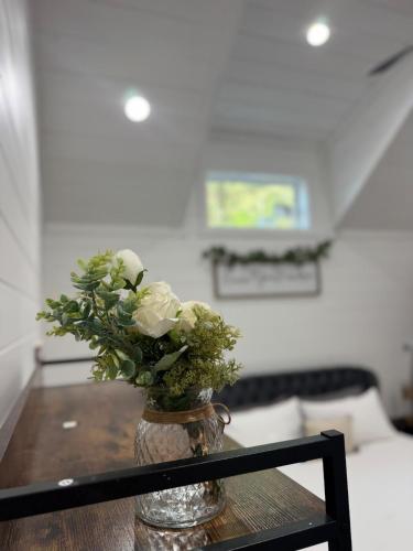 Katil atau katil-katil dalam bilik di Soho Haven Cabin is Luxurious!