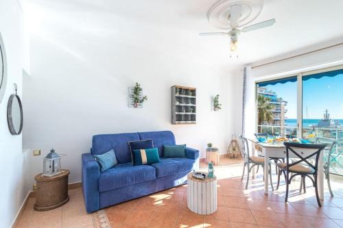 Et opholdsområde på FRANCK PILATTE - Beautiful Sea View - Near the Port