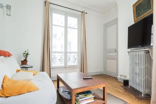 Bright apartment of 41m2 in the 10th -Paris
