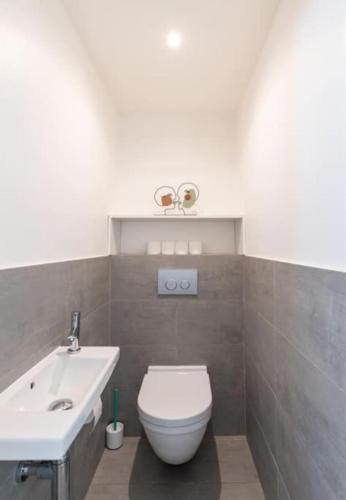 MY CASA - JOFFRE 2-4 - Bright Central 1 bedroom Near Massena