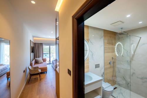 Imagen de la galería de Heksamil Hotel, en Ksamil