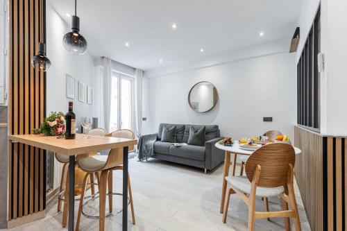 SMOLETT - Superb Studio Suite Downtown w AC