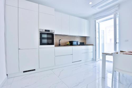 GuestHost - Duel Smart Home Toledo