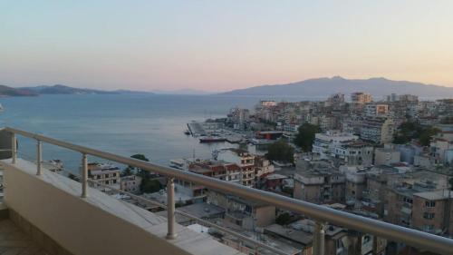 Diam Apartament-Sea view apartment in Saranda