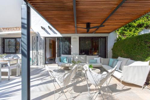 Genteel Home Guadalvillas