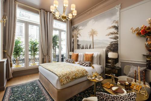 The Donatella Suite - Champs Elysées
