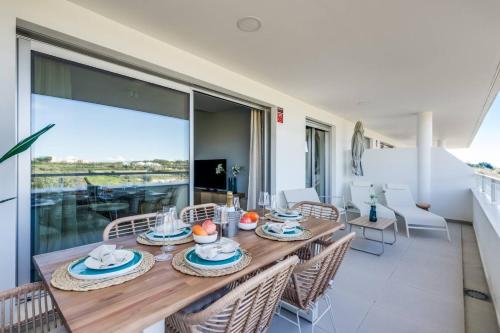 Sea View Apartment in Cancelada - Oceana Gardens - Pool, Gym & Family-Friendly photo 5