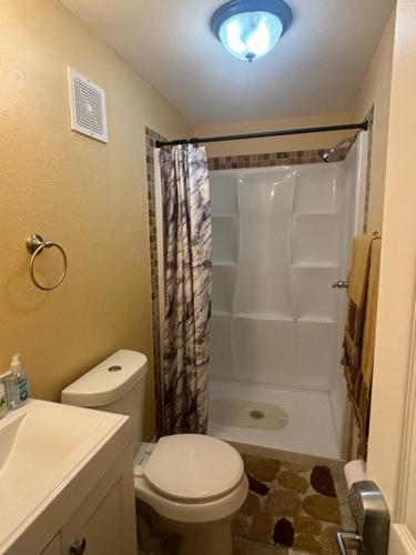 Ένα μπάνιο στο A home in the heart of the city