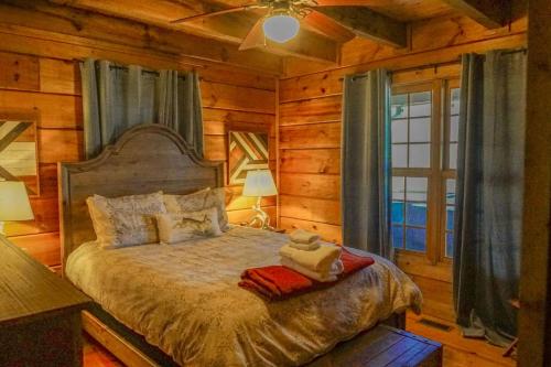 Ένα ή περισσότερα κρεβάτια σε δωμάτιο στο Nestled getaway