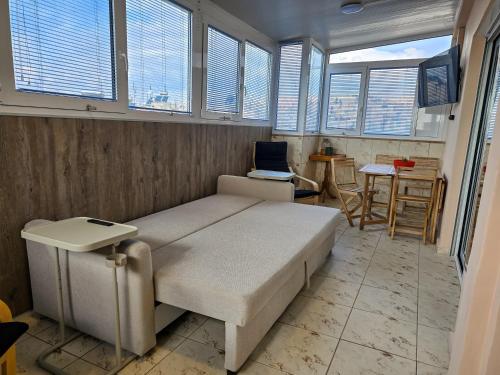 Horizon 2 - Downtown Penthouse with big terrace
