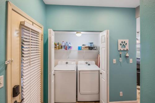 Foto sihtkohas Lake Ozark asuva majutusasutuse Paradise Point of View Pools Tennis and More galeriist