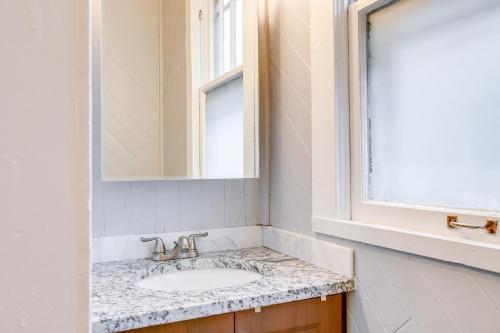 Φωτογραφία από το άλμπουμ του Less Than 1 Mi to Washington Park Denver Vacation Rental στο Ντένβερ