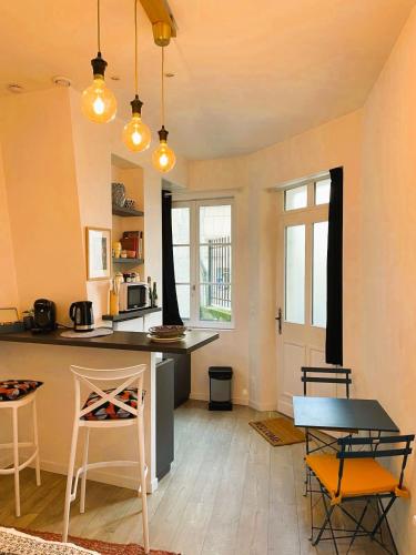 La Petite Jeannette Studio