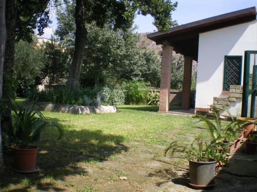 Сад в Masseria della Casa