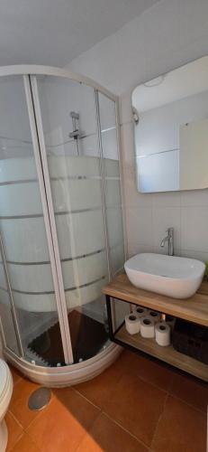 Ένα μπάνιο στο Apartamento Arbolí