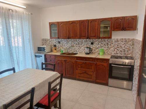 Kuchyň nebo kuchyňský kout v ubytování Croatia Apartman Masa
