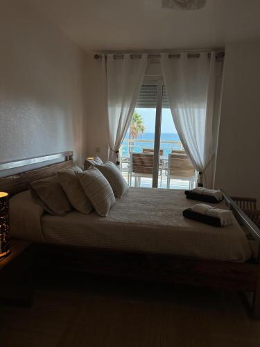 Cozy ocean views