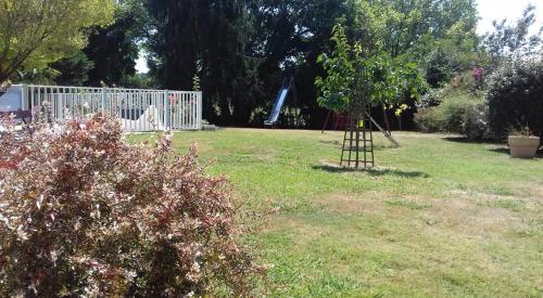 Photo de la galerie de l'établissement Au Feu De Bois, à La Celle-sous-Gouzon