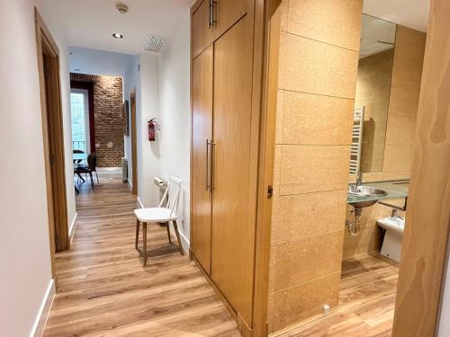 Large 2 Bedroom near Gran Via