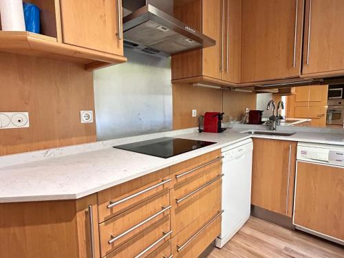 Large 2 Bedroom near Gran Via