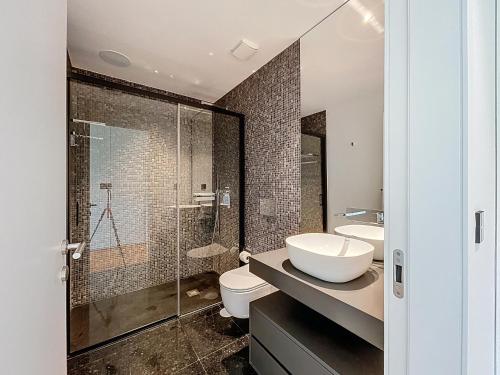 Varinos Seaview Apartment