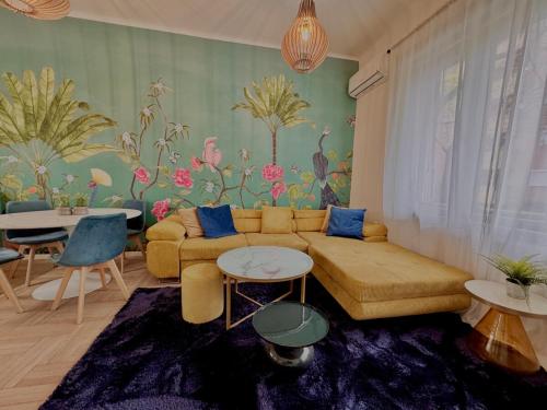 Azure Residence - Modern 2BR