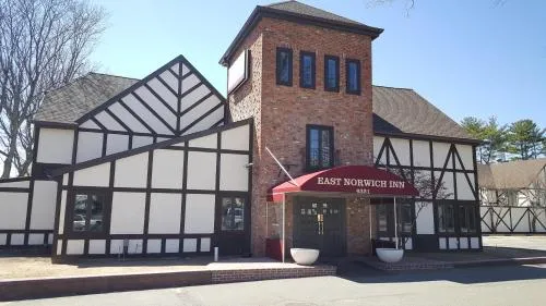 East Norwich Inn in Stamford
