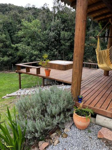 Κήπος έξω από το Cabana Refúgio das Águas