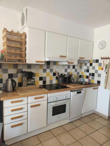 Photo de la galerie de l'établissement Résidence Palmyra - Appartement 2 pièces 4 couchages LE BARCARES MAE-2601, au Barcarès