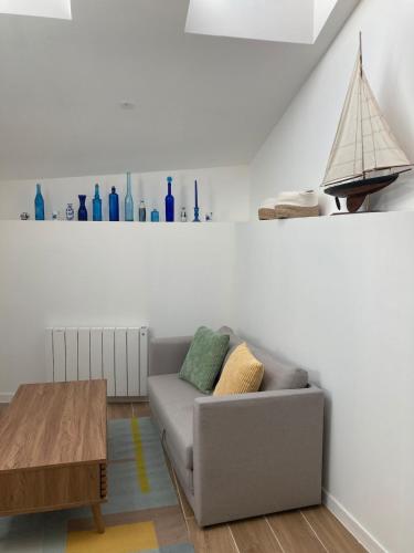 Charmante petite maison à Saillé, village classé proche plages