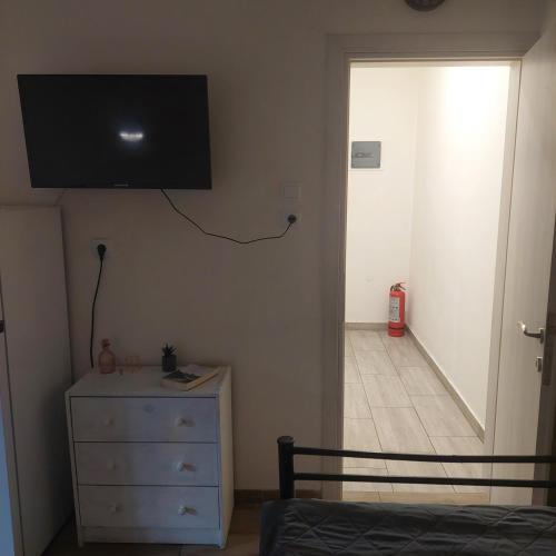 Small budget studio center1