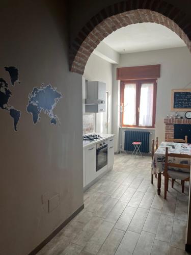 Η κουζίνα ή μικρή κουζίνα στο Festula Apartment