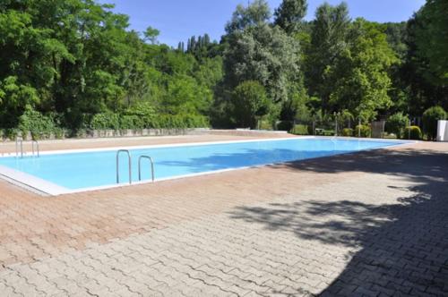 Gallery image of Mobilhome Destinea 6 - 7 personnes in Saint-Thomas-en-Royans