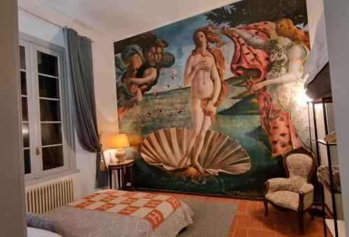 Postel nebo postele na pokoji v ubytování Bohemian Apartment - heart of Como