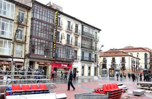 Gallery image of Hostal Centro in Soria