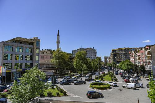 Nespecifikovaný výhled na destinaci Skadar nebo výhled na město při pohledu z apartmánu