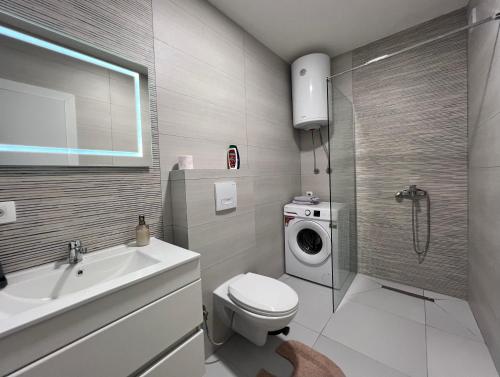 Gallery image of B14 Apartment Pejë in Peje